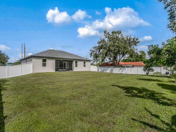 Bonita Springs Home 1007665