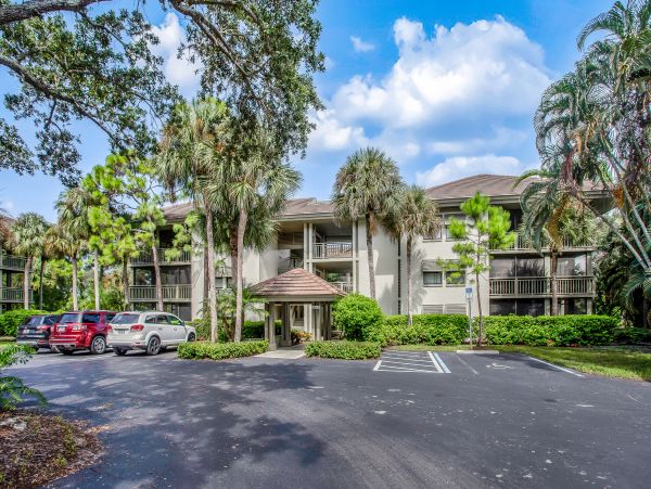 Bonita Springs Condo 1007667