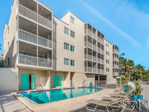 Bonita Springs Home 1007668