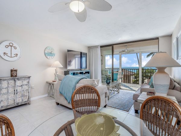 Bonita Springs Home 1007670