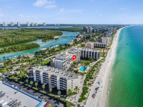 Bonita Springs Home 1007670