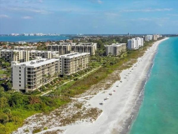 Longboat Key Beach Condo Rental 2 Bedrooms Sleeps 4 Guests