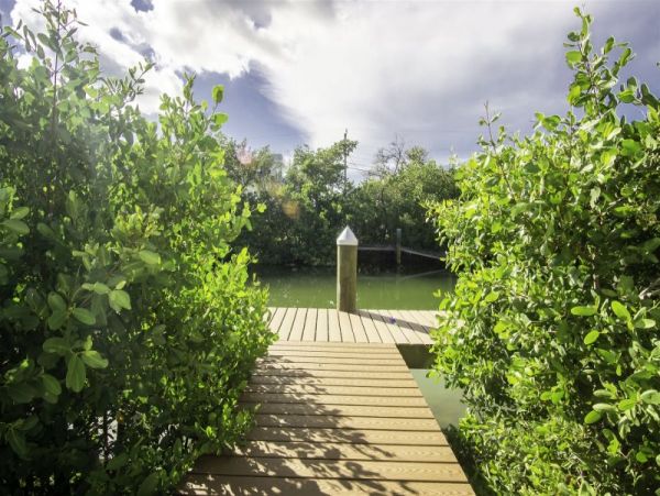 Water Views Marathon Vacation Home Four Bedrooms Sleeps 10