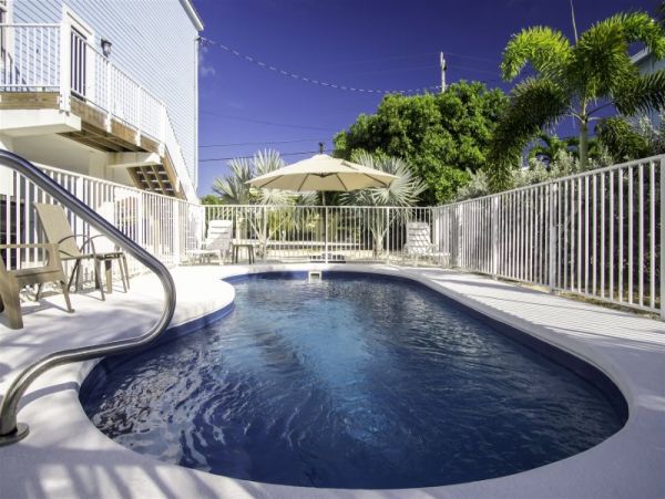 Water Views Marathon Vacation Home Four Bedrooms Sleeps 10
