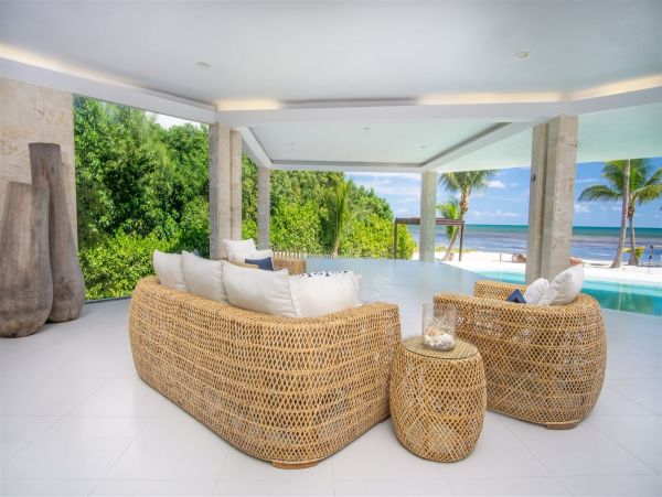 Marathon Luxury Five Bedroom Private Beach