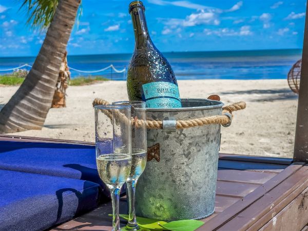 Marathon Luxury Five Bedroom Private Beach