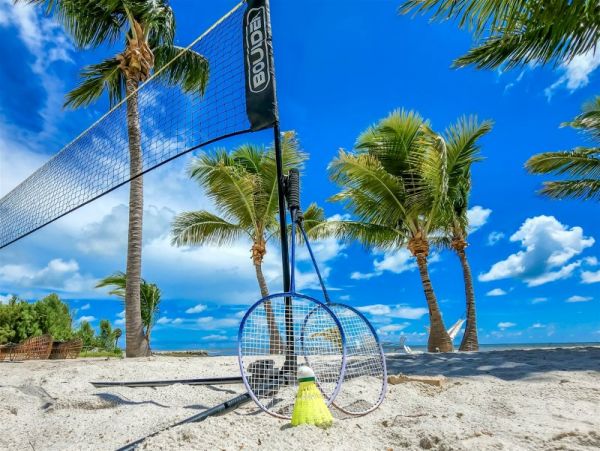 Marathon Luxury Five Bedroom Private Beach