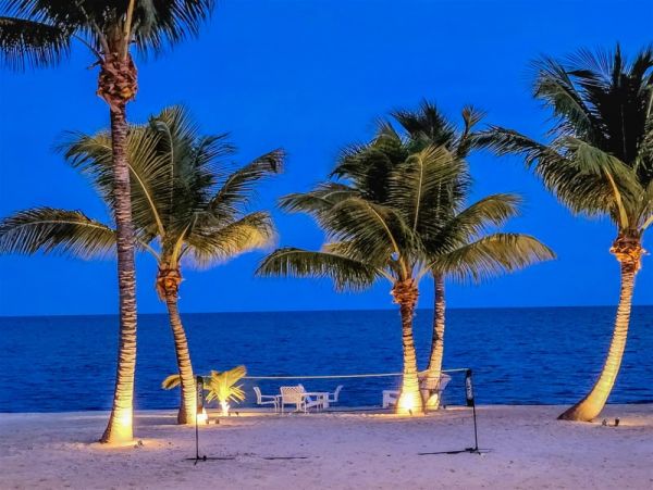 Marathon Luxury Five Bedroom Private Beach