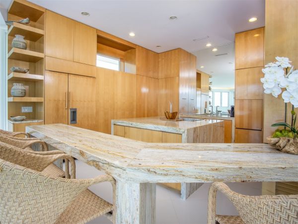 Marathon Luxury Five Bedroom Private Beach