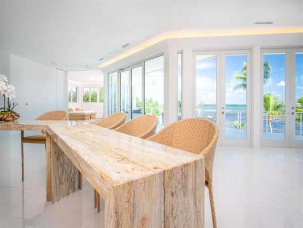 Marathon Luxury Five Bedroom Private Beach
