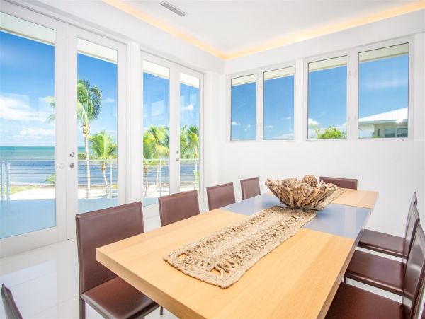Marathon Luxury Five Bedroom Private Beach