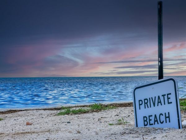 Marathon Luxury Five Bedroom Private Beach