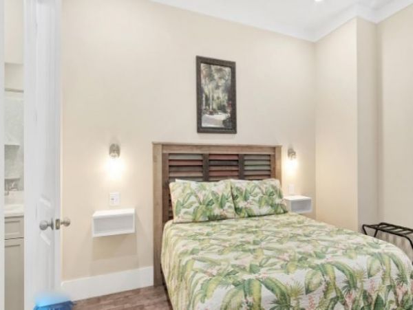 On Beach Panama City Vacation Pool Home With Six Bedrooms