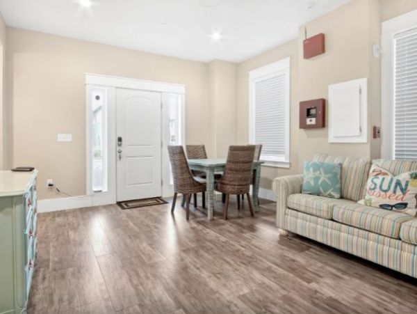 On Beach Panama City Vacation Pool Home With Six Bedrooms