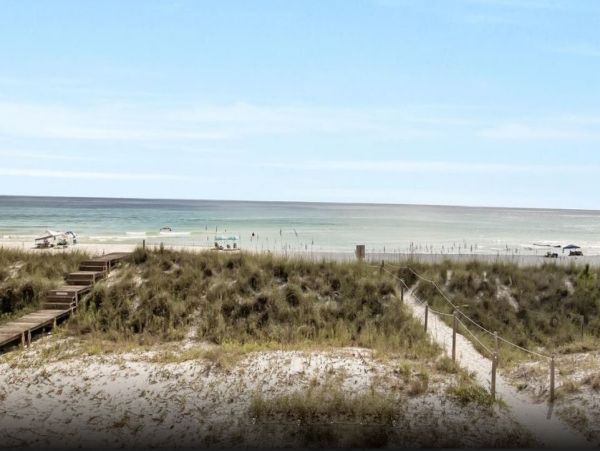 On Beach Panama City Vacation Pool Home With Six Bedrooms