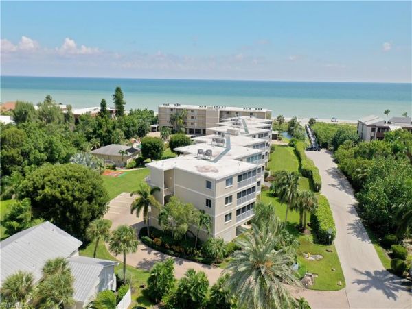 Sanibel Beachfront Two Bedroom Condo