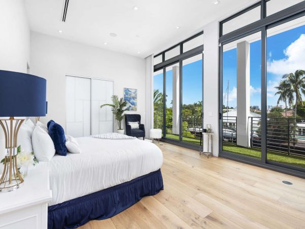 Gorgeous 6 Bedroom Villa in Fort Lauderdale Sleeps 14 Guests
