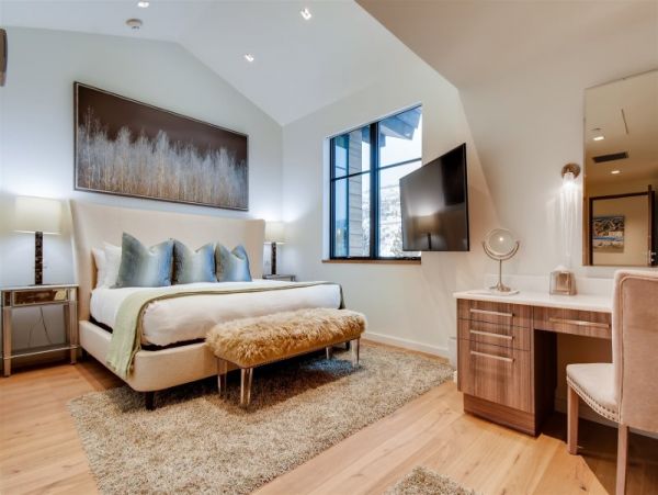 Luxury 5 Bedroom Rental in Vail With Private Spa Sleeps 20