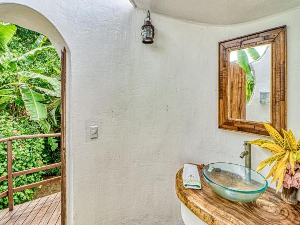 On Beach Matapalo Vacation Home Four Bedrooms Private Pool