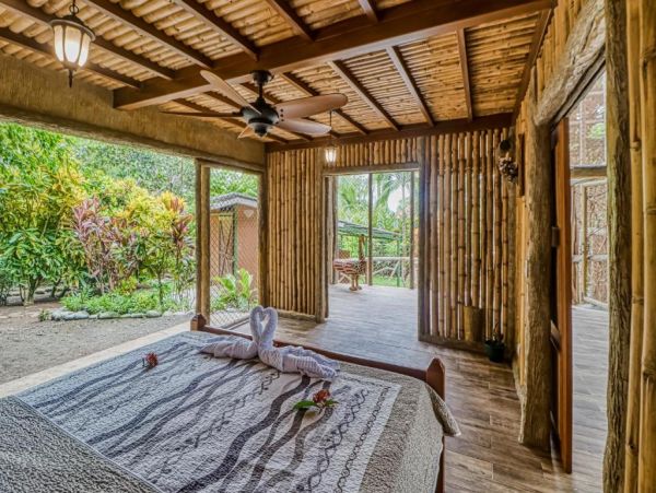 On Beach Matapalo Vacation Home Four Bedrooms Private Pool