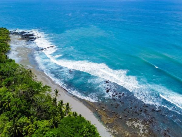 On Beach Matapalo Vacation Home Four Bedrooms Private Pool