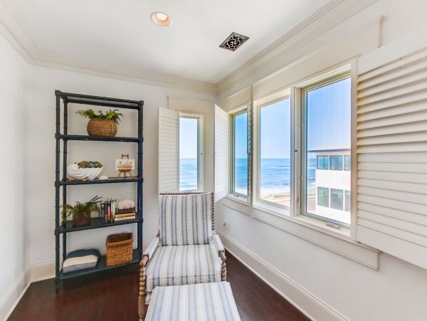 La Jolla Luxury Vacation Home With Three Bedrooms