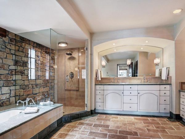 The Ultimate Mountain Chalet in Vail - 12 Guests