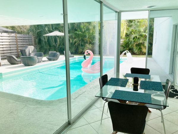 Sarasota Vacation Pool Home Three Bedroom