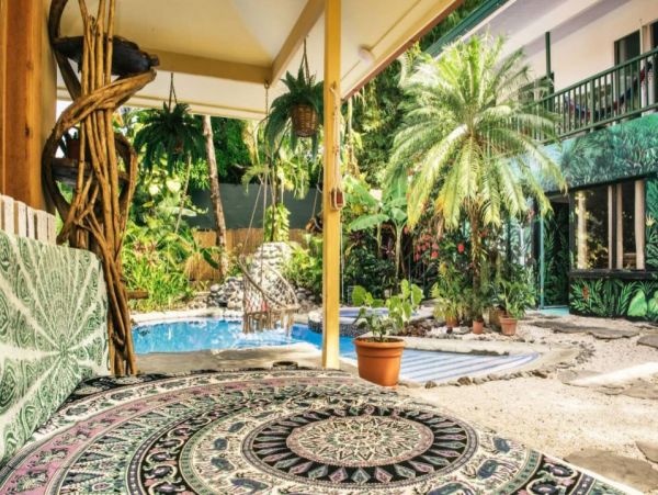 Upscale Coastal Luxury Villa in Jaco Costa Rica Sleeps 20