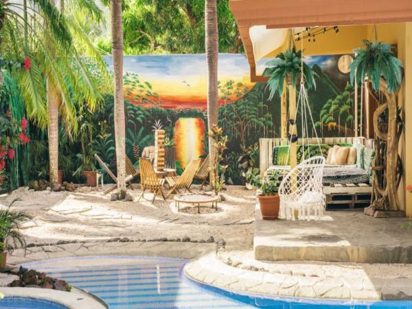 Upscale Coastal Luxury Villa in Jaco Costa Rica Sleeps 20