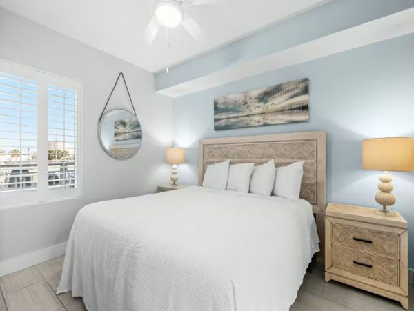 Fort Walton Gulf Front Vacation Condo 4-Bedroom - Your Perfect Getaway