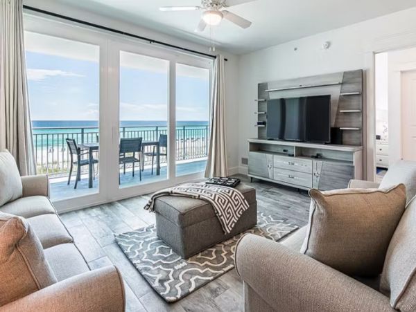 Fort Walton Gulf Front Condo 4 Bedrooms & Balcony - Perfect For Family Escape