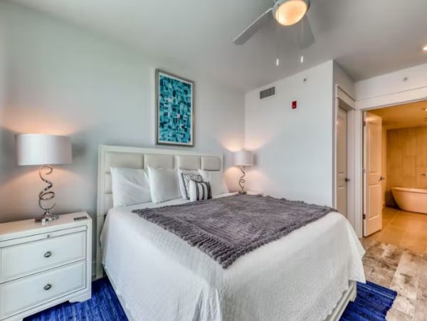 Fort Walton Gulf Front Condo 4 Bedrooms & Balcony - Perfect For Family Escape