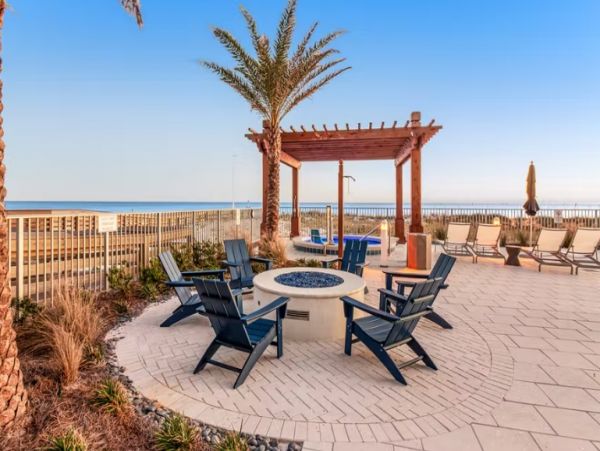 Fort Walton Gulf Front Condo 4 Bedrooms & Balcony - Perfect For Family Escape
