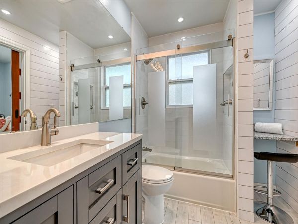 Sarasota Three Bedroom Rental Home with Private Pool