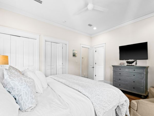 Enjoys a Private Dip Pool & Stunning Interior