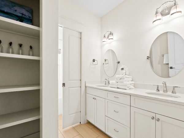 Enjoys a Private Dip Pool & Stunning Interior