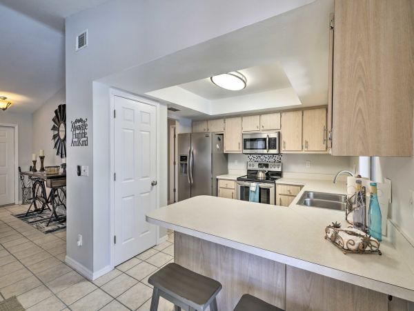 Cape Coral Vacation Pool Home Three Bedroom