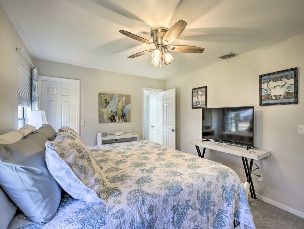 Cape Coral Vacation Pool Home Three Bedroom