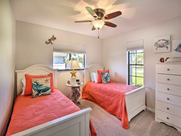 Cape Coral Vacation Pool Home Three Bedroom