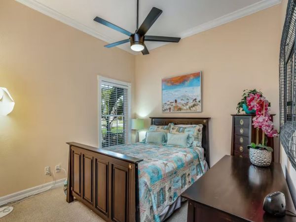Three Bedroom Vacation Home Caged Pool Cape Coral Florida