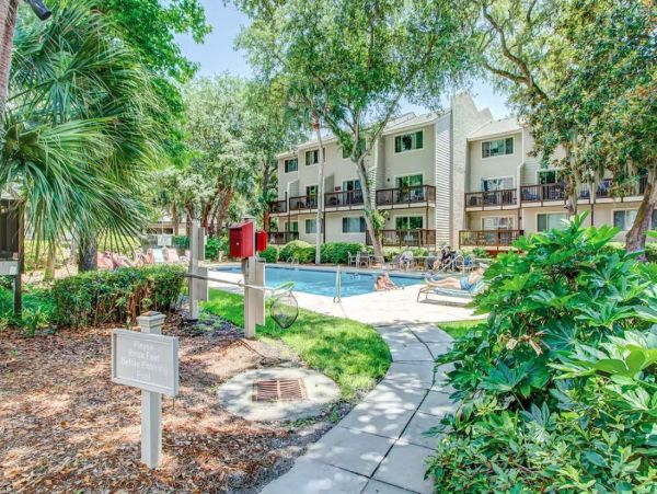 Charming Vacation Home in Hilton Head - Walk to Beach