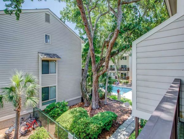 Charming Vacation Home in Hilton Head - Walk to Beach