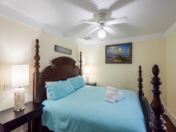 Hilton Head Walk to Beach Three Bedroom Vacation Home