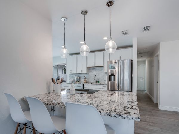 Naples Vacation Pool Home Three Bedrooms Sleeps 6 Guests