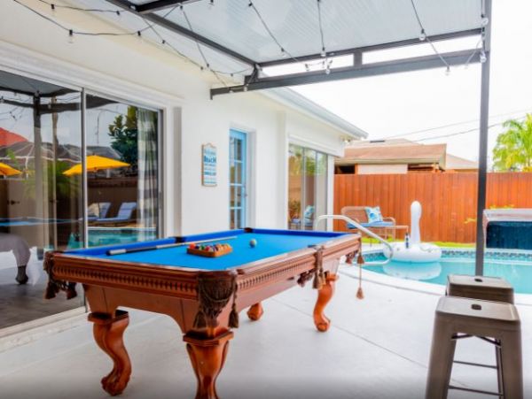 Great Value Naples Vacation Pool Home Four Bedrooms