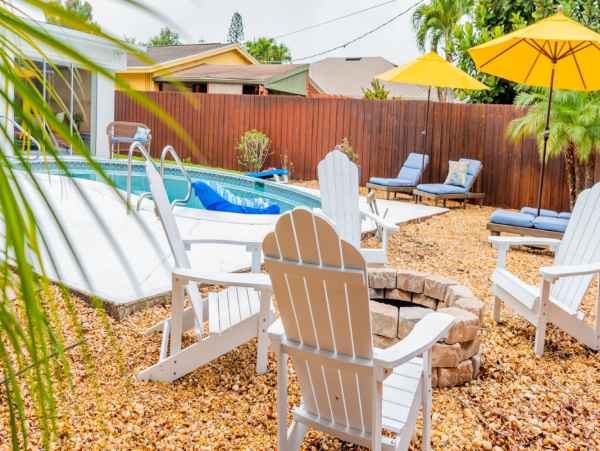 Great Value Naples Vacation Pool Home Four Bedrooms