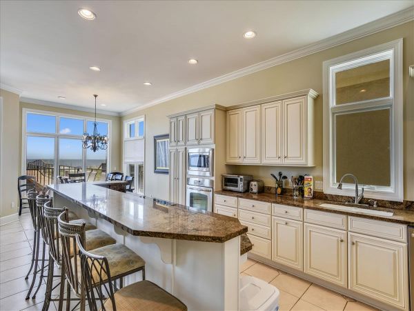 Ocean Front 6 Bedroom Home in Hilton Head with Private Pool
