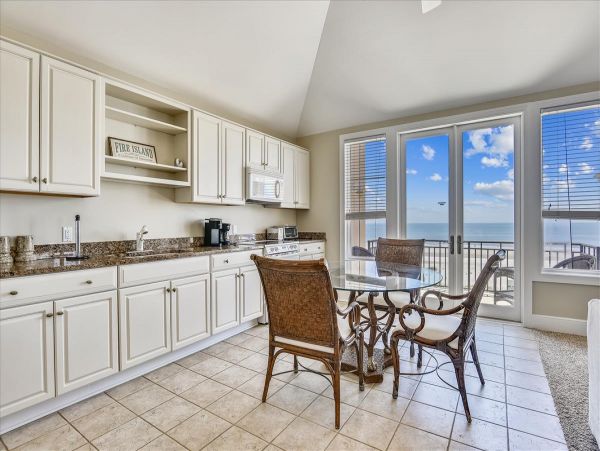 Ocean Front 6 Bedroom Home in Hilton Head with Private Pool