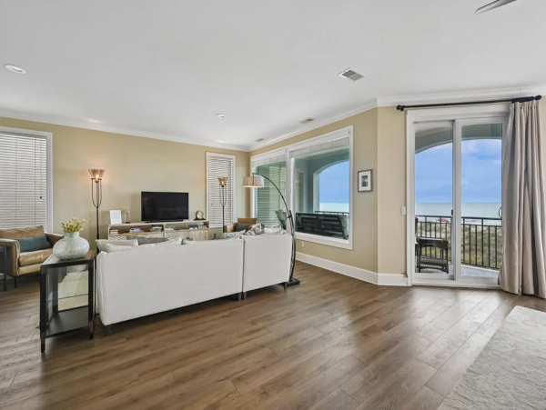 Ocean Front 6 Bedroom Home in Hilton Head with Private Pool- NEW ARRIVAL